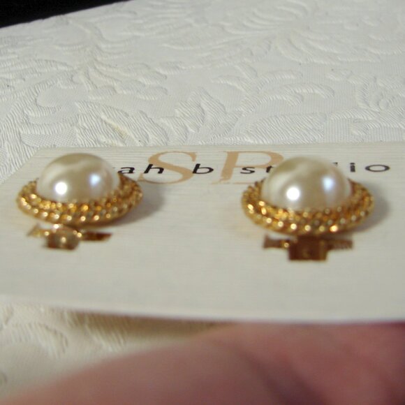 Vtg Sarah B Studio 80s Clip-On EARRINGS x2 Pair: Faux Pearl & Hoop, MOC F97 - Picture 5 of 12